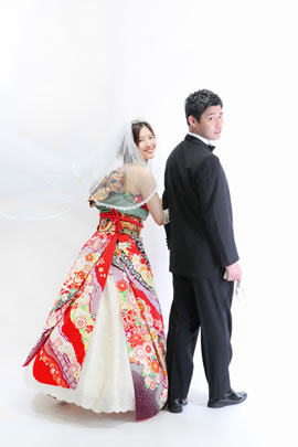 和装で結婚写真